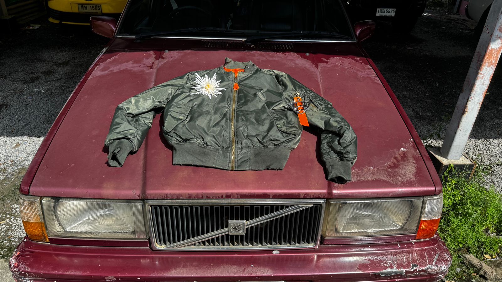 Vandalist Bomber Jacket in Landmine Green